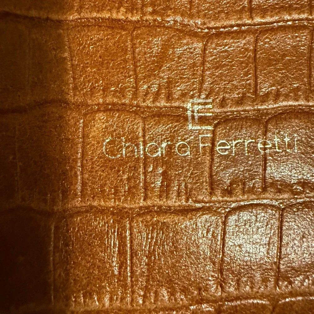 Chiara Ferretti Brown Croc Embossed Leather Handbag Made in Italy Crossbody Bag